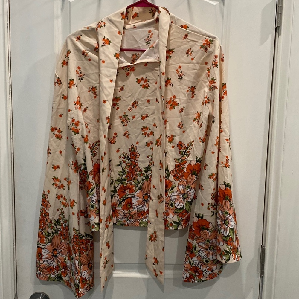 SHEIN tie back bell sleeve crop blouse